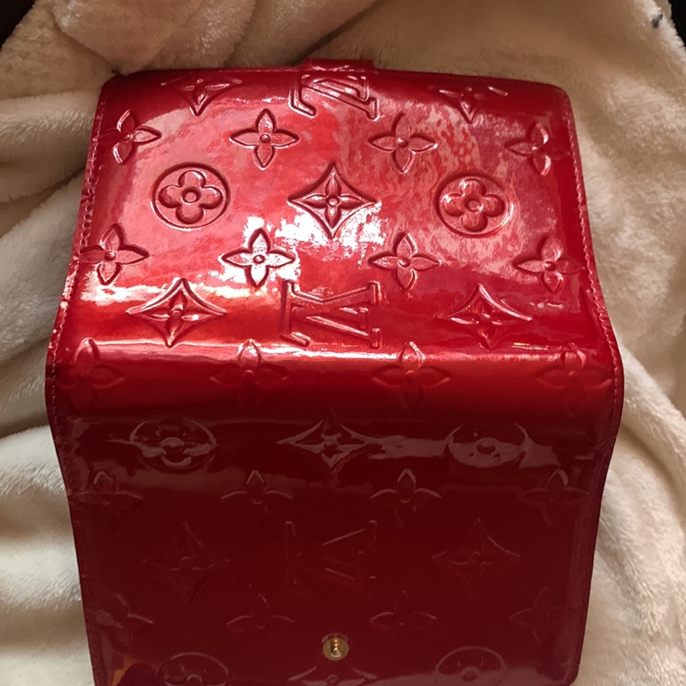 COPY - Louis Vuitton Red Vernis Agenda PM - Picture 9 of 16